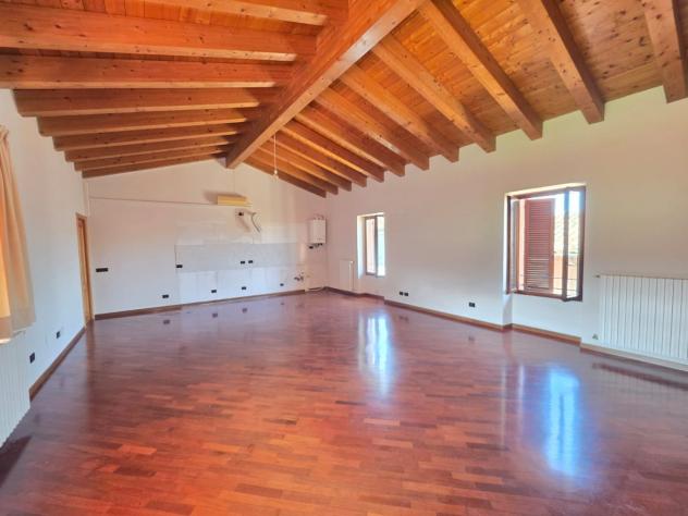 Elegante quadrilocale con box doppio - Foto 5