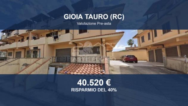 Immobile in asta di 121 m², box auto in vendita a Gioia Tauro