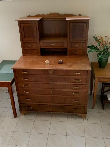 Secretaire d'epoca a cassettiera con alzata - Verbania