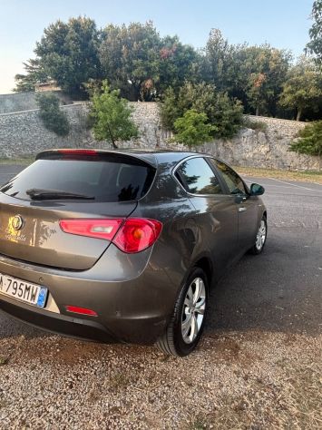 Alfa Romeo Giulietta 1.6 JTDm 105 CV Exclusive - Foto 8