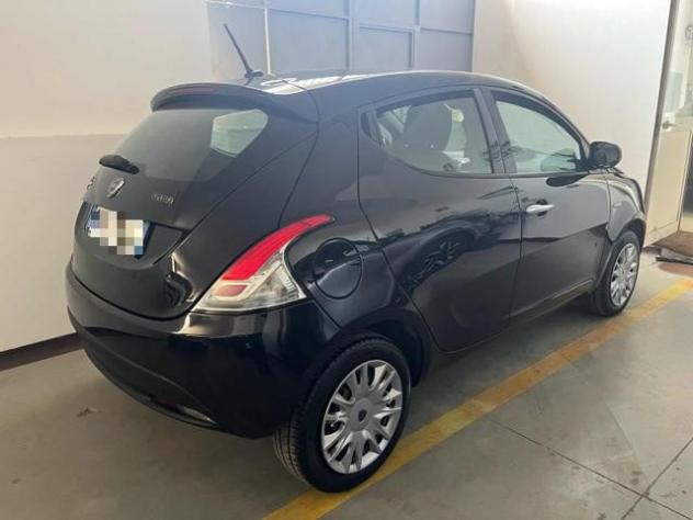 LANCIA Ypsilon 1.0 FireFly HYBRID 70cv S&S Ecochic rif. 23972498 - Foto 2
