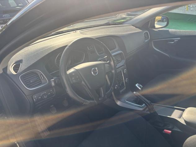 Volvo V40 D2 Momentum - Foto 8