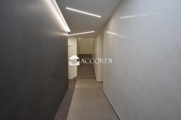 APPARTAMENTO di 4 vani e di 135 mq (CONEGLIANO) rif. SM32A1_1 - Foto 4