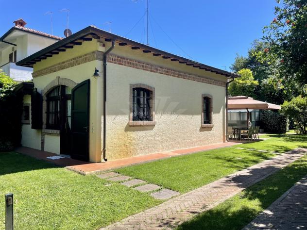 VILLINO di 4 vani e di 80 mq (PIETRASANTA) rif. 1167 - Foto 10