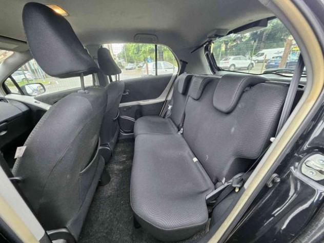 TOYOTA Yaris 1.3 5 porte M-MT Sol rif. 23354358 - Foto 6