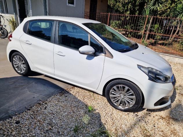 Peugeot 208 BlueHDi 75 5 porte Active - Foto 4