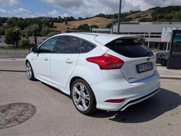 FORD Focus 1.0 EcoBoost 125 CV Start&Stop ST Line rif. 23958448 - Foto 4