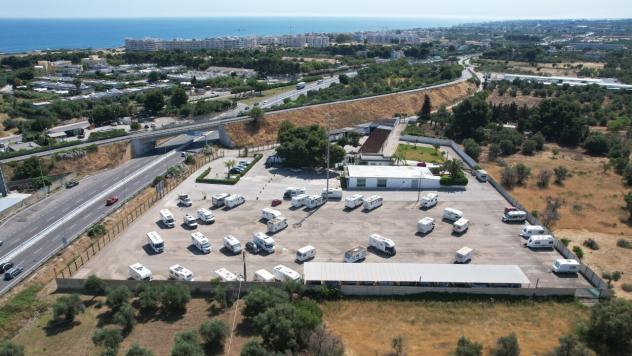 Commerciale in vendita a Bari, Japigia - Foto 2