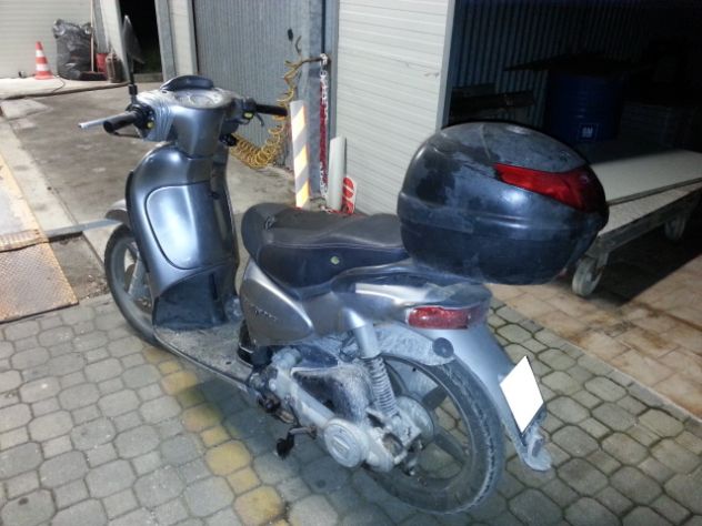 Aprilia Scarabeo 50 - Foto 3
