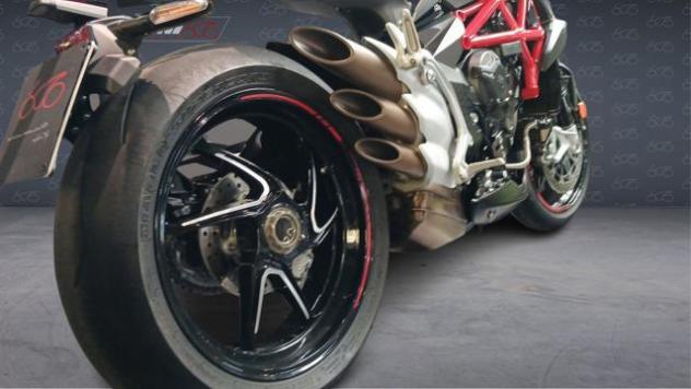 MV AGUSTA Brutale 800 RR - Foto 5