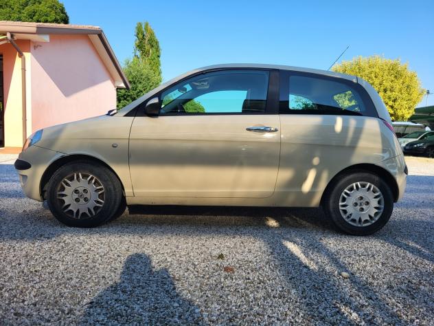 Lancia Ypsilon 1.3 MJT 75 CV Platino - Foto 6