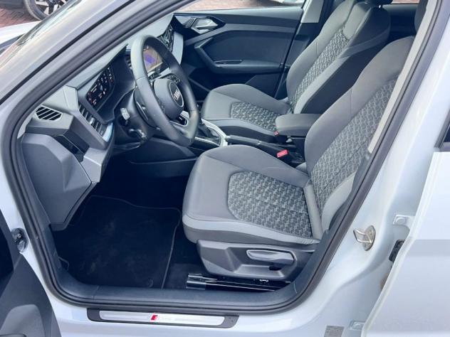Audi A1 SPB 30 TFSI S tronic S line edition / Black Pack - Foto 4
