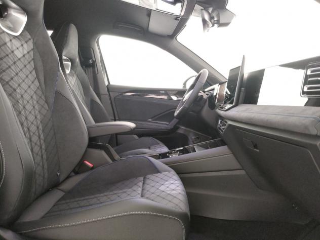 Volkswagen Tiguan 2.0 TDI 150 CV DSG R-Line - Foto 8