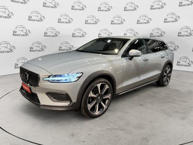 Volvo V60 Cross Country V60 Cross Country B4 (d) AWD automatico Plus