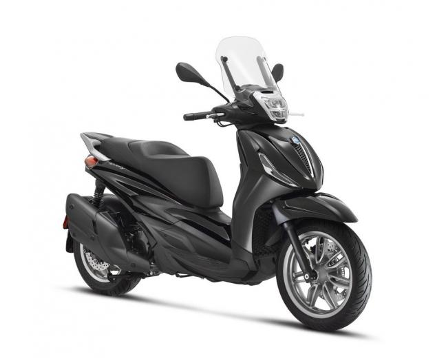 Piaggio Beverly 400 BEVERLY 400 HPE E5 MY24 NERO COSMO
