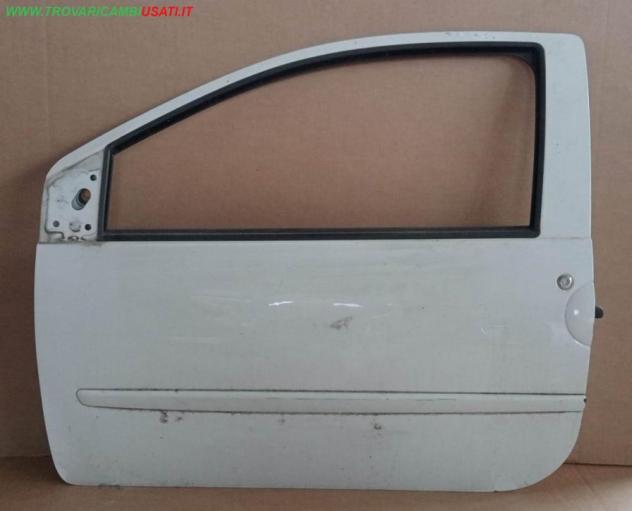 PORTA ANT.S. BIANCA C/ALZ.E SERR. C/CILINDRO CHIAVE 999-U65615 Carrozzeria  Lamierati esterni  Porte  Porta ant. sx. RENAULT - TWINGO - 2007  2011, RE