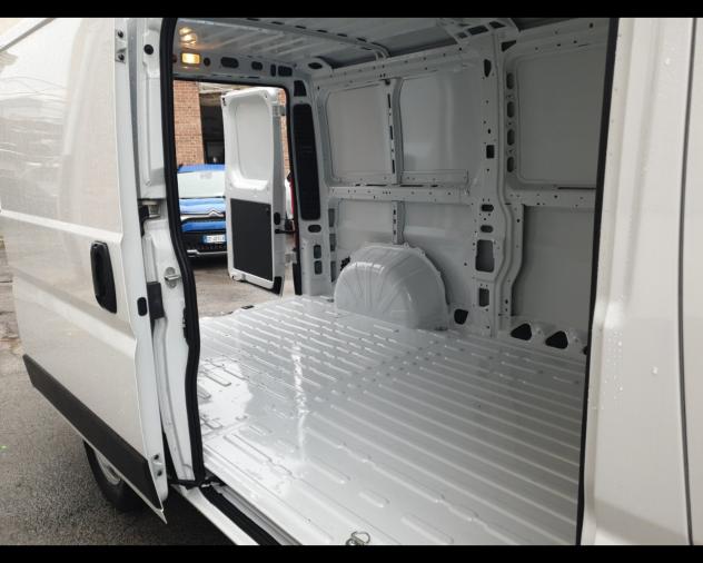 Citroën JUMPER JUMPER FURGONE 33 L2 H1 BLUEHDI 140 - Foto 9