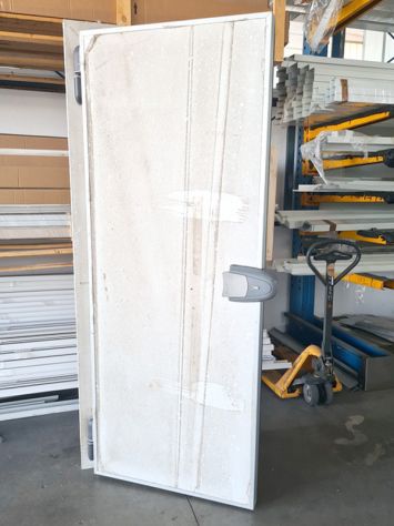 porta a battente con cornice usata - Foto 2
