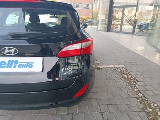 HYUNDAI i30 Wagon 1.6 CRDi Comfort rif. 23807716 - Foto 10