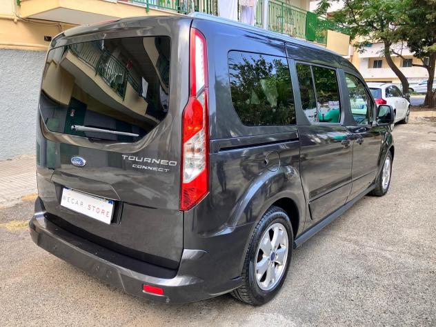 Ford Tourneo Connect7 1.5 TDCi 120cv aut Titanium - Foto 6