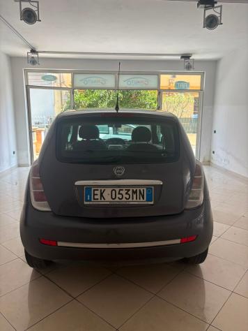 Lancia Ypsilon 1.3 MJT 75 CV Unyca - Foto 7