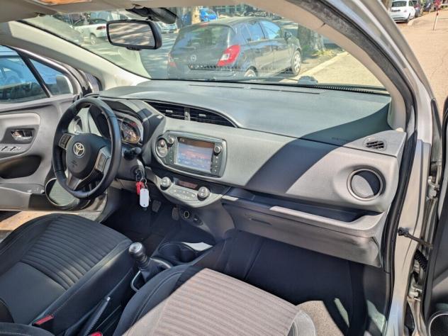 Toyota Yaris 1.0 5 P LOUNGE UNIPRO' EURO 6 - Foto 8