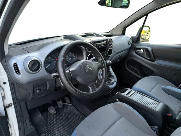 Citroën Berlingo 1.6 HDI 110 HP NEOPATENTATI COME STA E GIACE - Foto 9