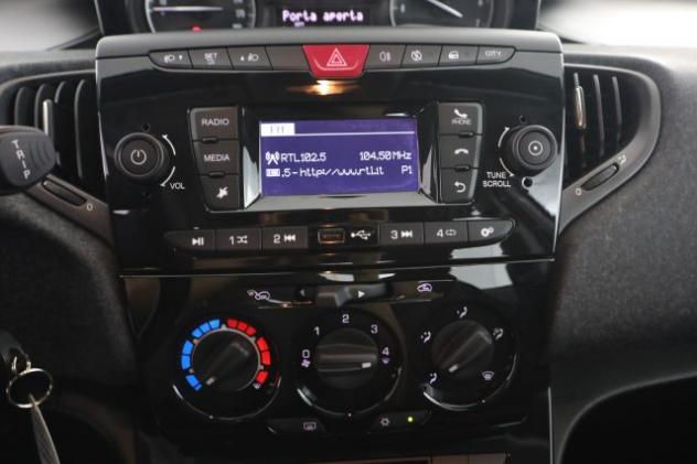 LANCIA Ypsilon Ypsilon 1.0 FireFly 5 porte S&S Hybrid Silver rif. 23843436 - Foto 8