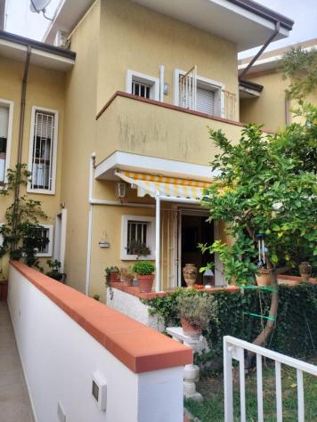 Villa a schiera in vendita a Massa
