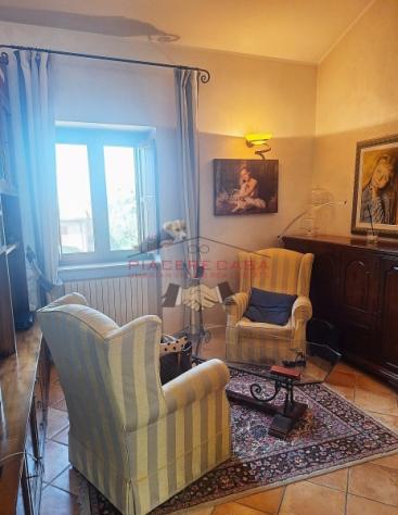 Orvieto centro - Appartamento con vista, magazzino e area esterna privata in vendita in pieno centro storico - Foto 7