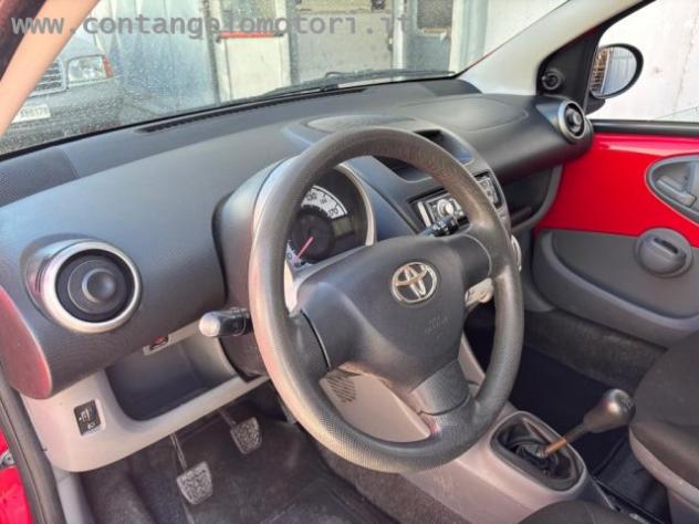 TOYOTA Aygo 1.0 12V VVT-i 5 porte rif. 24105185 - Foto 4