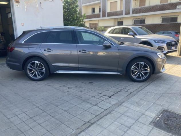AUDI A4 allroad 40 TDI 204 CV S tronic Identity Contrast rif. 23979547 - Foto 3
