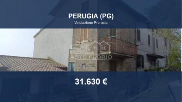 Immobile in asta di 190 m², box auto in vendita a Perugia