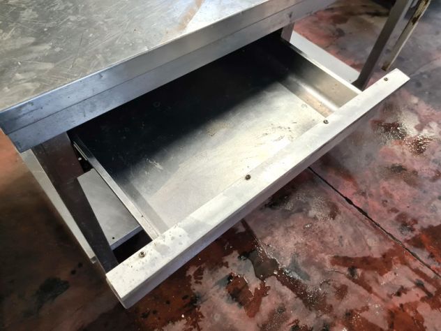 tavolo inox con apriscatole usato - Foto 4