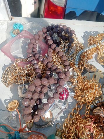 Stock di bigiotterie moltissimi pezzi - Foto 5