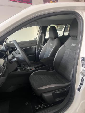 Jeep Avenger 1.2 Turbo 100 CV Longitude - Foto 6