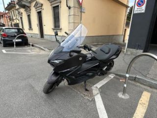 YAMAHA T-Max 560 tech max rif. 24024564