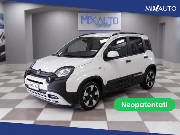 Fiat Panda Pandina Cross 1.0 Firefly Hybrid S&S 70CV