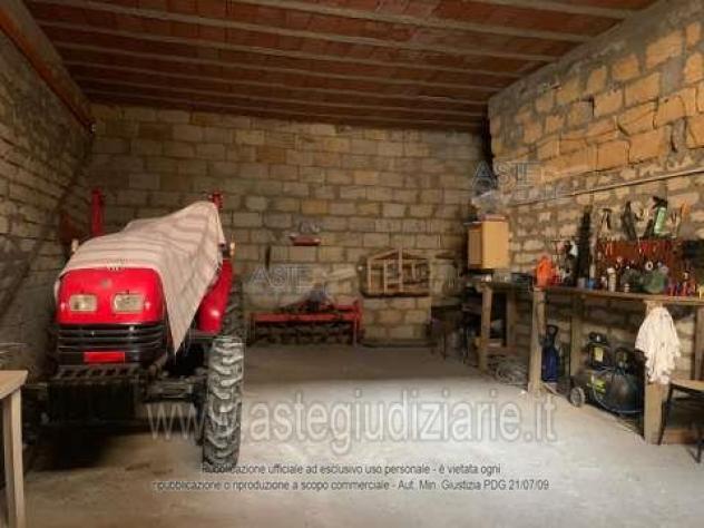 IMMOBILI-IMMOBILE COMMERCIALE-Via Basilicata - Foto 4