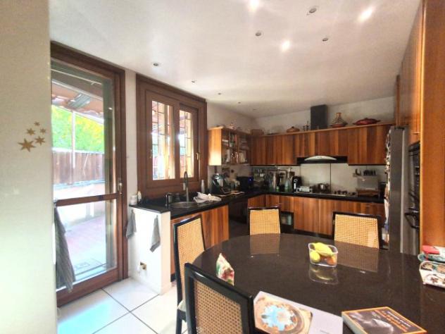 Villa di 224 m² con più di 5 locali e box auto in vendita a Bologna - Foto 6