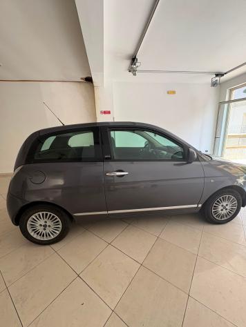 Lancia Ypsilon 1.3 MJT 75 CV Unyca - Foto 2