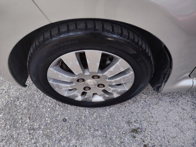 Toyota Aygo 1.0 12V VVT-i 5 porte Griffe - Foto 10