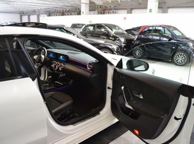 MERCEDES-BENZ CLA 200 Shooting Brake Premium Amg-Tetto-Luci Soffuse** rif. 23990433 - Foto 4