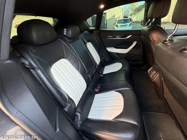 Maserati Levante 3.0 V6 Diesel GranSport - Foto 10