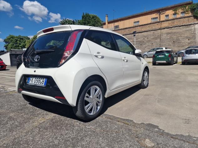 Toyota Aygo 5 Porte Aygo 5p 1.0 x-cite m-mt - Foto 3