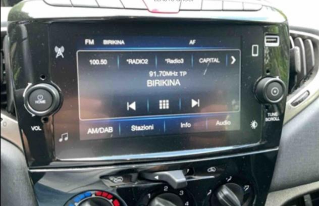 Lancia Ypsilon 1.0 FireFly 5 porte S&S Hybrid Gold - Foto 6