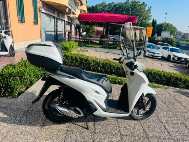 HONDA SH 125 TUTTO INCLUSO ANCHE PASSAGGIO! MINI RATE rif. 23921846