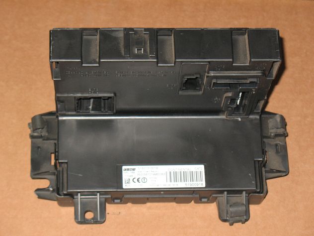 S180131001B BODY COMPUTER FIAT PANDA 500 51900918 C472