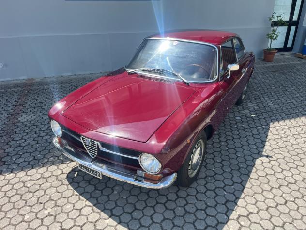 Alfa Romeo GT Junior 1300 - Foto 9