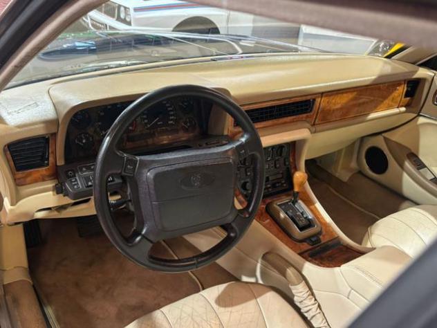 JAGUAR Sovereign 4.0 cat automatic rif. 23830115 - Foto 9